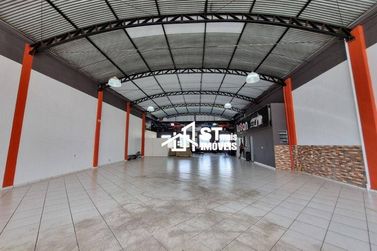 Sal&atilde;o Comercial para alugar - 310m&sup2; - Centro