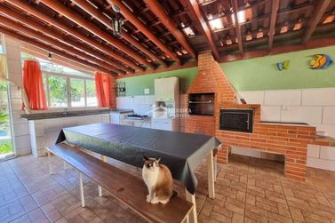 Ch&aacute;cara &agrave; venda - 70m&sup2; - Zona Rural