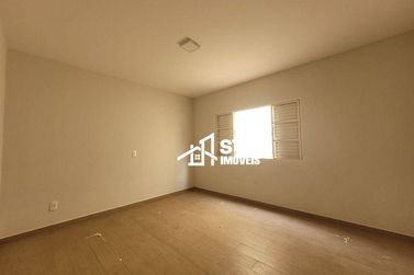 Casa &agrave; venda - 220m&sup2; - Centro