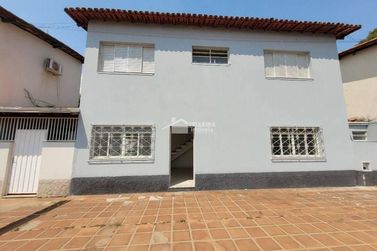 Sobrado &agrave; venda - 140m&sup2; - Sete de Setembro