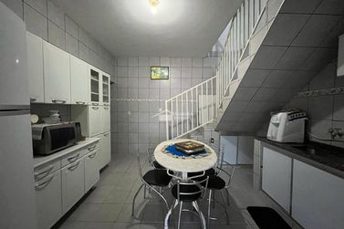Sobrado &agrave; venda - 351m&sup2; - Pirapitinga