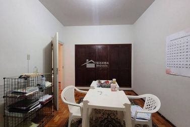 Casa &agrave; venda - 500m&sup2; - Centro