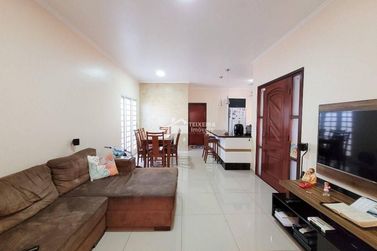 Casa &agrave; venda - 90m&sup2; - Jardim Ip&ecirc;