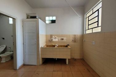 Casa &agrave; venda - 500m&sup2; - Centro