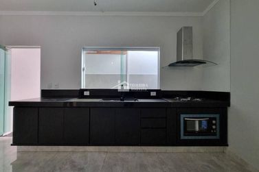 Sobrado &agrave; venda - 152m&sup2; - Jardim Portal da Mantiqueira