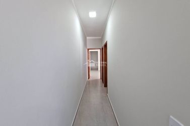 Casa &agrave; venda - 100m&sup2; - Jardim Village