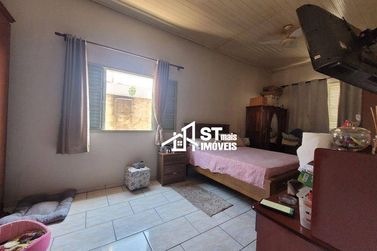 Casa &agrave; venda - 150m&sup2; - Centro
