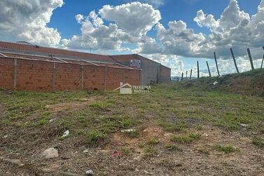 Terreno &agrave; venda - 215m&sup2; - David de Paula
