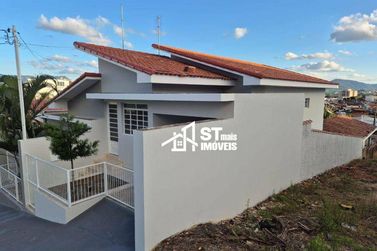 Casa &agrave; venda - 100m&sup2; - Jardim Mantiqueira