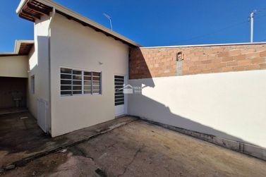 Casa para alugar - 100m&sup2; - Jardim Rio Negro