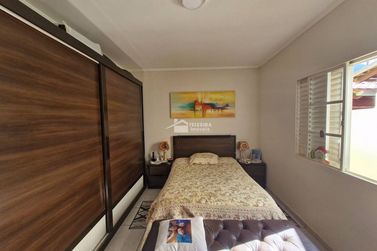 Casa &agrave; venda - 188m&sup2; - Jardim Primavera