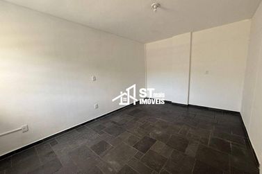 Apartamento para alugar - 60m&sup2; - Centro
