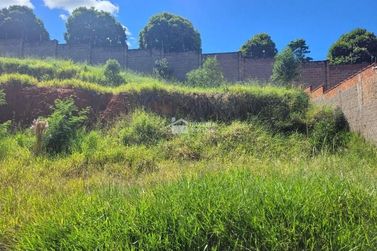 Terreno &agrave; venda - 200m&sup2; - Jardim Rio Verde