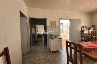 Casa &agrave; venda - 150m&sup2; - Centro
