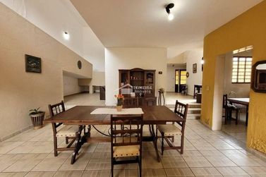 Casa &agrave; venda - 320m&sup2; - Vila Mosconi