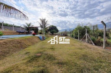 Ch&aacute;cara &agrave; venda - 750m&sup2; - Retirinho