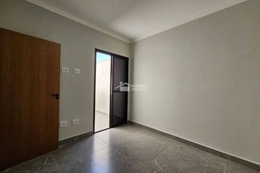 Casa &agrave; venda - 200m&sup2; - Jardim Mirante