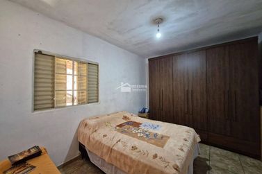 Casa &agrave; venda - 76m&sup2; - Jardim Rio Negro