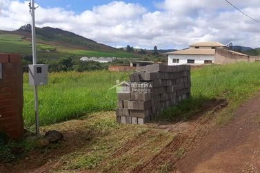 Terreno &agrave; venda - 2215m&sup2; - Zona Rural