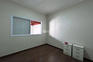 Casa &agrave; venda - 150m&sup2; - Jardim Rio Verde
