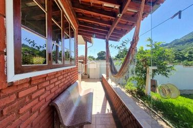 Ch&aacute;cara &agrave; venda - 70m&sup2; - Zona Rural