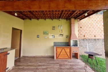 Ch&aacute;cara &agrave; venda - 650m&sup2; - Bairro Retirinho
