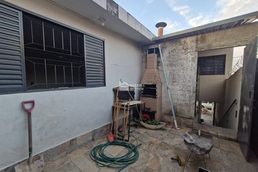 Casa para alugar - Jardim Santa B&aacute;rbara