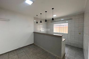 Casa para alugar - 140m&sup2; - Centro