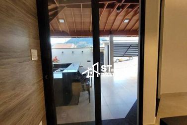 Casa &agrave; venda - 148m&sup2; - Portal da Mantiqueira