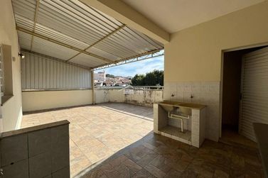 Apartamento para alugar - 123m&sup2; - Centro