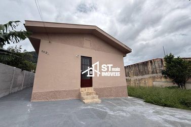 Casa para alugar - 175m&sup2; - Vila Samambaia
