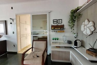 Casa &agrave; venda - 334m&sup2; - Centro