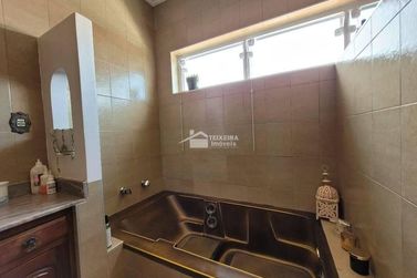 Casa &agrave; venda - 334m&sup2; - Centro