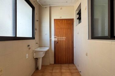 Apartamento &agrave; venda - 103m&sup2; - Centro