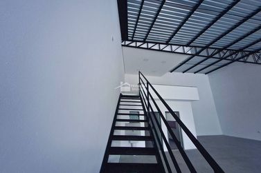 Sal&atilde;o Comercial para alugar - 235m&sup2; - Jardim Mirante