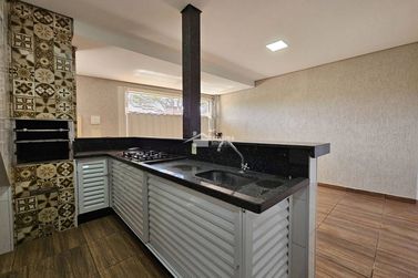 Sobrado &agrave; venda - 118m&sup2; - Portal do Sol