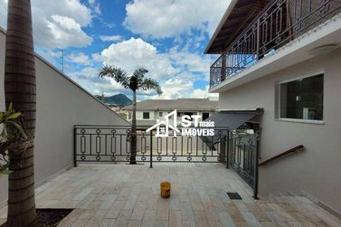 Casa &agrave; venda - 220m&sup2; - Jardim Bela Vista