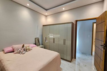 Casa &agrave; venda - 160m&sup2; - Jardim Lima