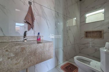 Casa &agrave; venda - 340m&sup2; - Canto dos P&aacute;ssaros