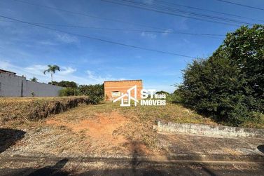 Terreno &agrave; venda - 416m&sup2; - Vila Mosconi
