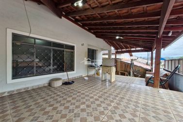 Casa &agrave; venda - 60m&sup2; - 