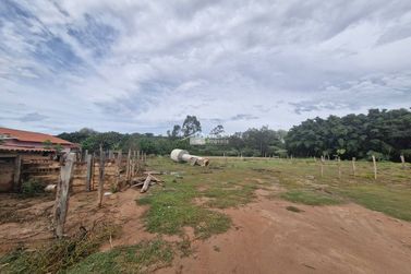 Ch&aacute;cara &agrave; venda - 150m&sup2; - Jardim da S&oacute;vis