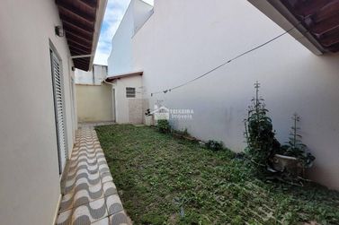 Casa &agrave; venda - 180m&sup2; - Jardim Mantiqueira II