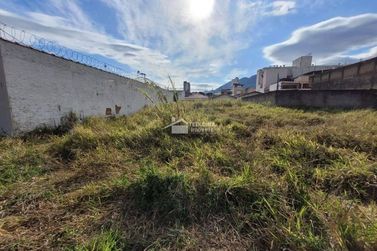Terreno &agrave; venda - 361m&sup2; - Vila Mosconi