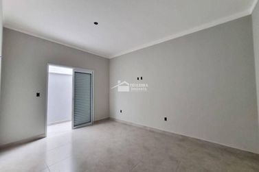 Casa &agrave; venda - 150m&sup2; - Jardim Rio Verde
