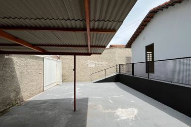 Casa &agrave; venda - 120m&sup2; - Jardim Vit&oacute;ria