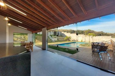 Ch&aacute;cara &agrave; venda - 302m&sup2; - Palestrina