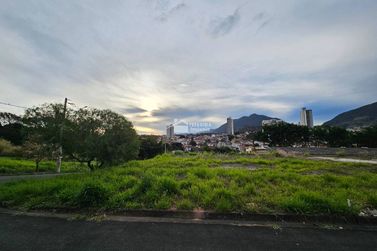 Terreno &agrave; venda - 213m&sup2; - Jardim It&aacute;lia