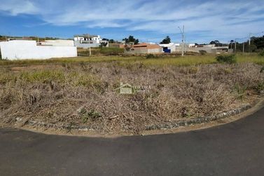Terreno &agrave; venda - 304m&sup2; - Parque S&atilde;o Crist&oacute;v&atilde;o