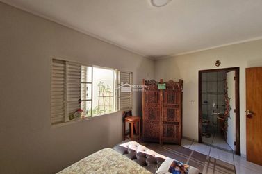 Casa &agrave; venda - 188m&sup2; - Jardim Primavera